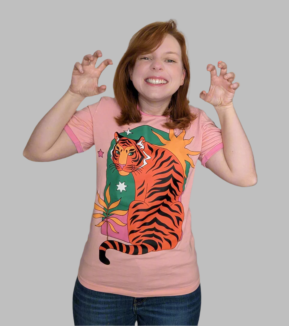 The Pensive Tiger Shirt - Sleepy Peach