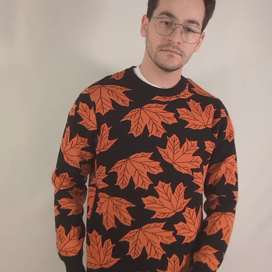 The Reversible Maple Leaf Sweater - Sleepy Peach